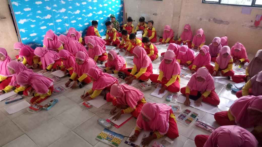 Seni Kaligrafi Warnai Classmeeting, Siswa MIM 12 Sumuragung Tampilkan Karya Terbaik
